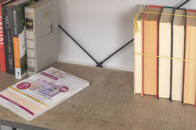 Комод с дверкой и ящиком с ТВ-тумбой для гостиной Трувор и открытый стеллаж с полками цвет дуб гранж песочный/интра