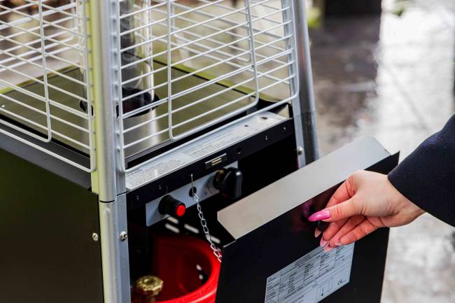 Уличный газовый обогреватель ADAM из металла Уличный газовый обогреватель ADAM из металла