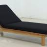 Шезлонг-лежак деревянный с матрасом Southbank натуральный, черный 1840х650х835 мм Шезлонг-лежак деревянный с матрасом Southbank натуральный, черный 1840х650х835 мм