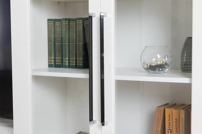 Два широких серванта и ТВ-тумба Валенсия цвет белый шагрень